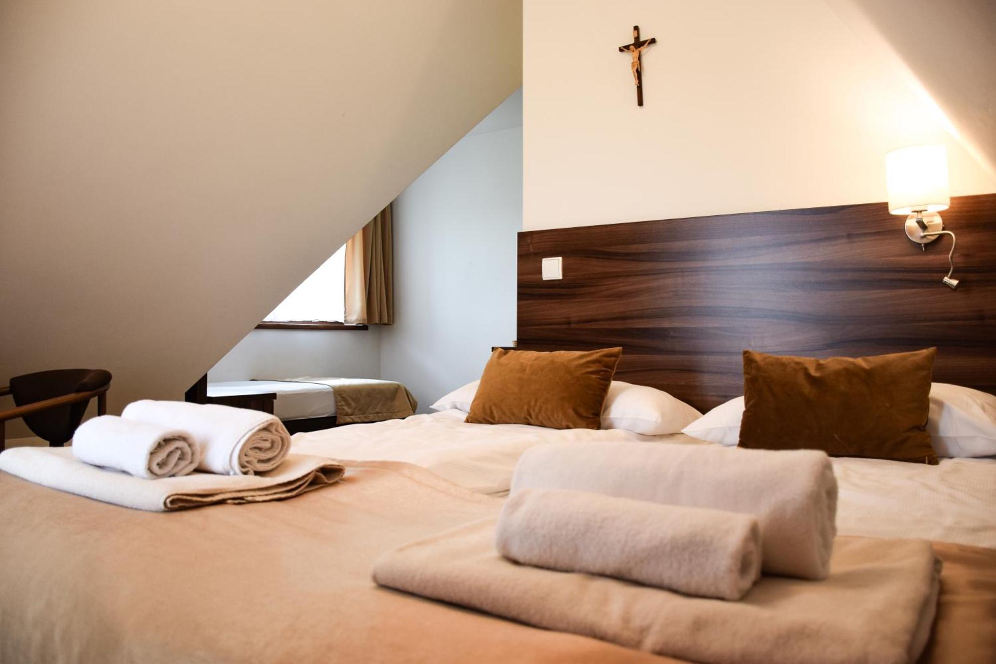 Resort Kaniowka Resort- Relaks W Gorach Z Basenem, Sauna I Jacuzzi