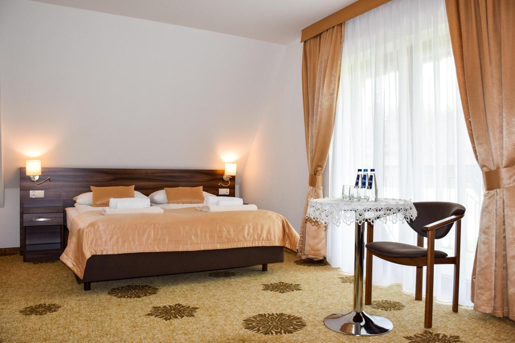 Kaniowka Resort- Relaks W Gorach Z Basenem, Sauna I Jacuzzi Resort *