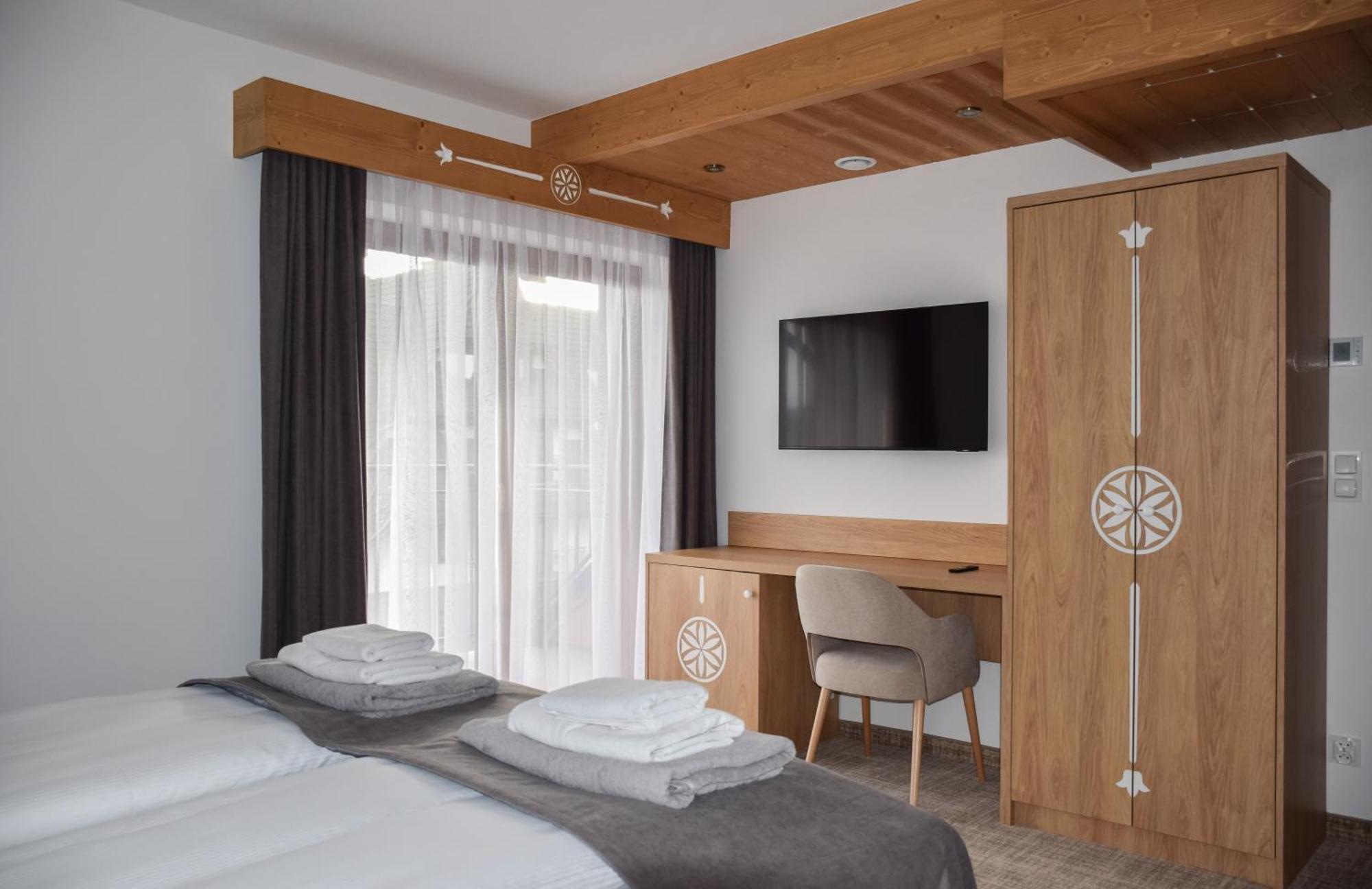 Resort Kaniowka Resort- Relaks W Gorach Z Basenem, Sauna I Jacuzzi *