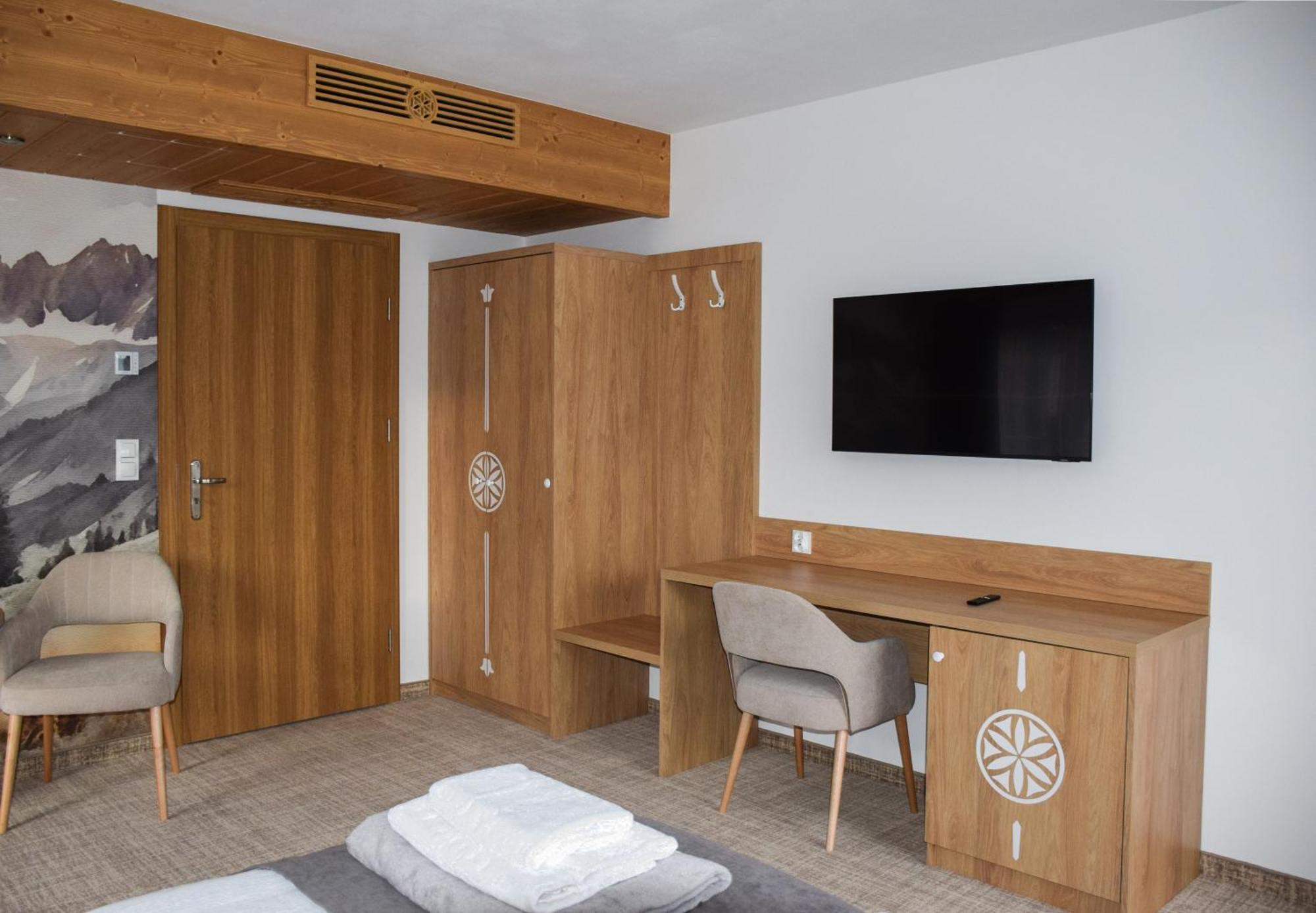 Resort Kaniowka Resort- Relaks W Gorach Z Basenem, Sauna I Jacuzzi