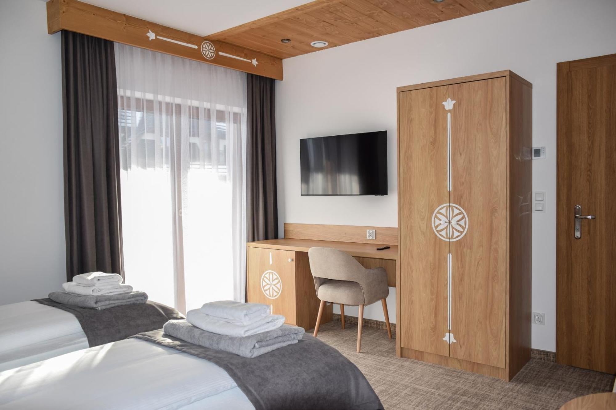 Kaniowka Resort- Relaks W Gorach Z Basenem, Sauna I Jacuzzi Resort