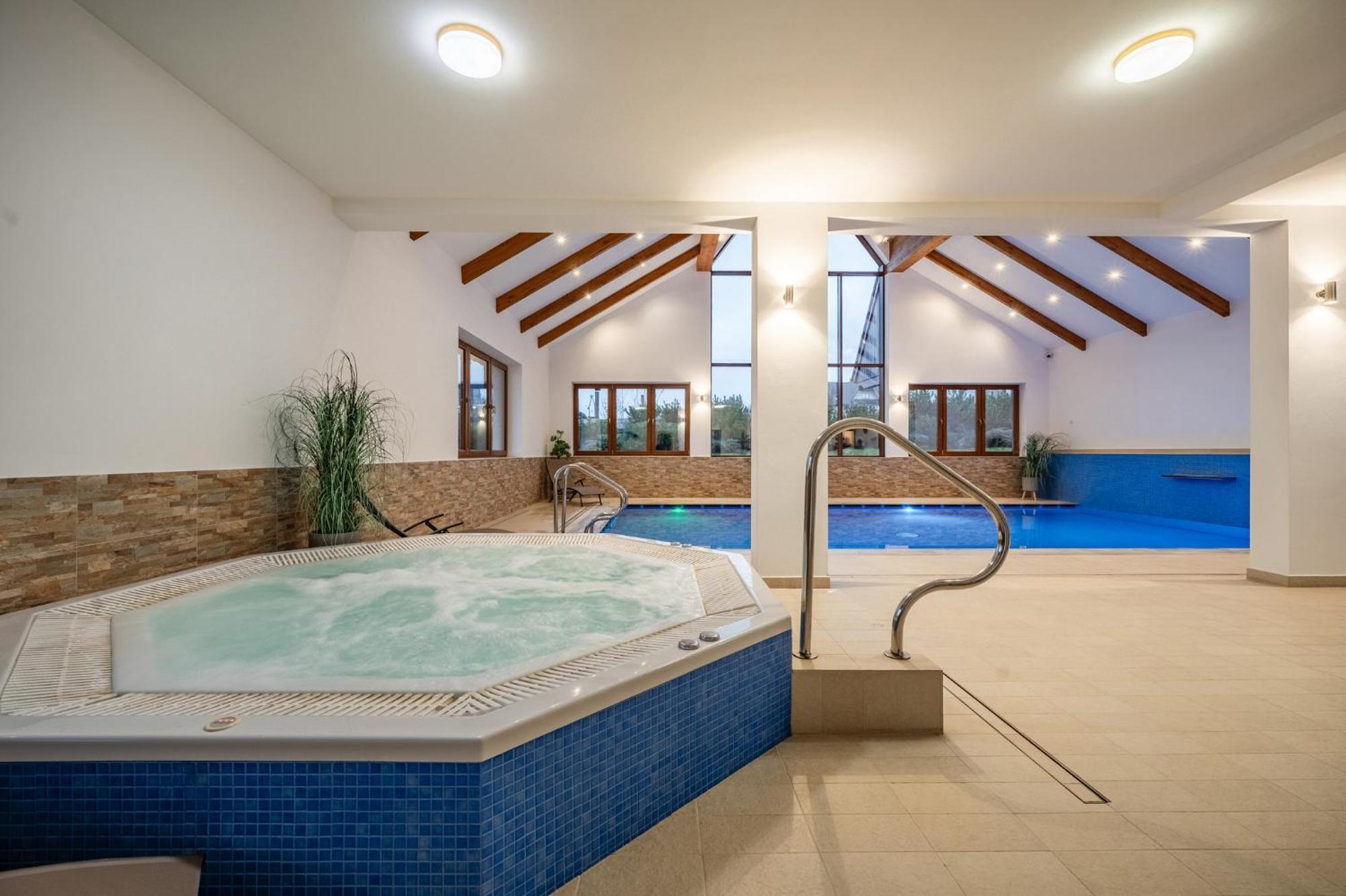 Resort Kaniowka Resort- Relaks W Gorach Z Basenem, Sauna I Jacuzzi
